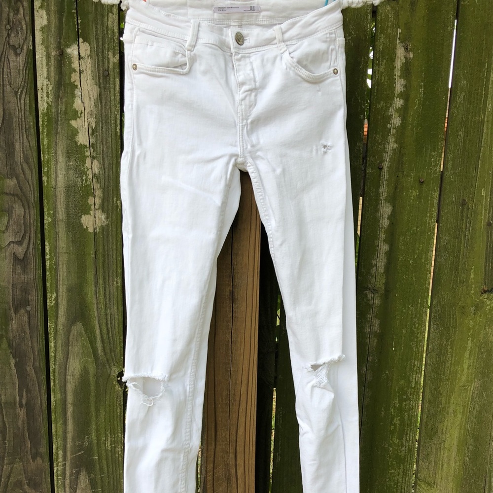 Zara White Distressed Skinny Jeans